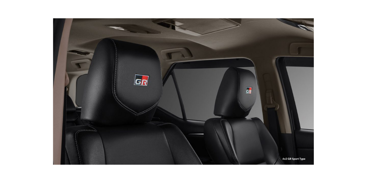 Toyota Fortuner GR-S 4x2 Diesel - 3